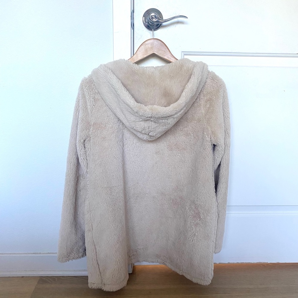 Brandy Melville Cream Teddy Hooded Faux Fur Jacket Coat - Picture 7 of 11